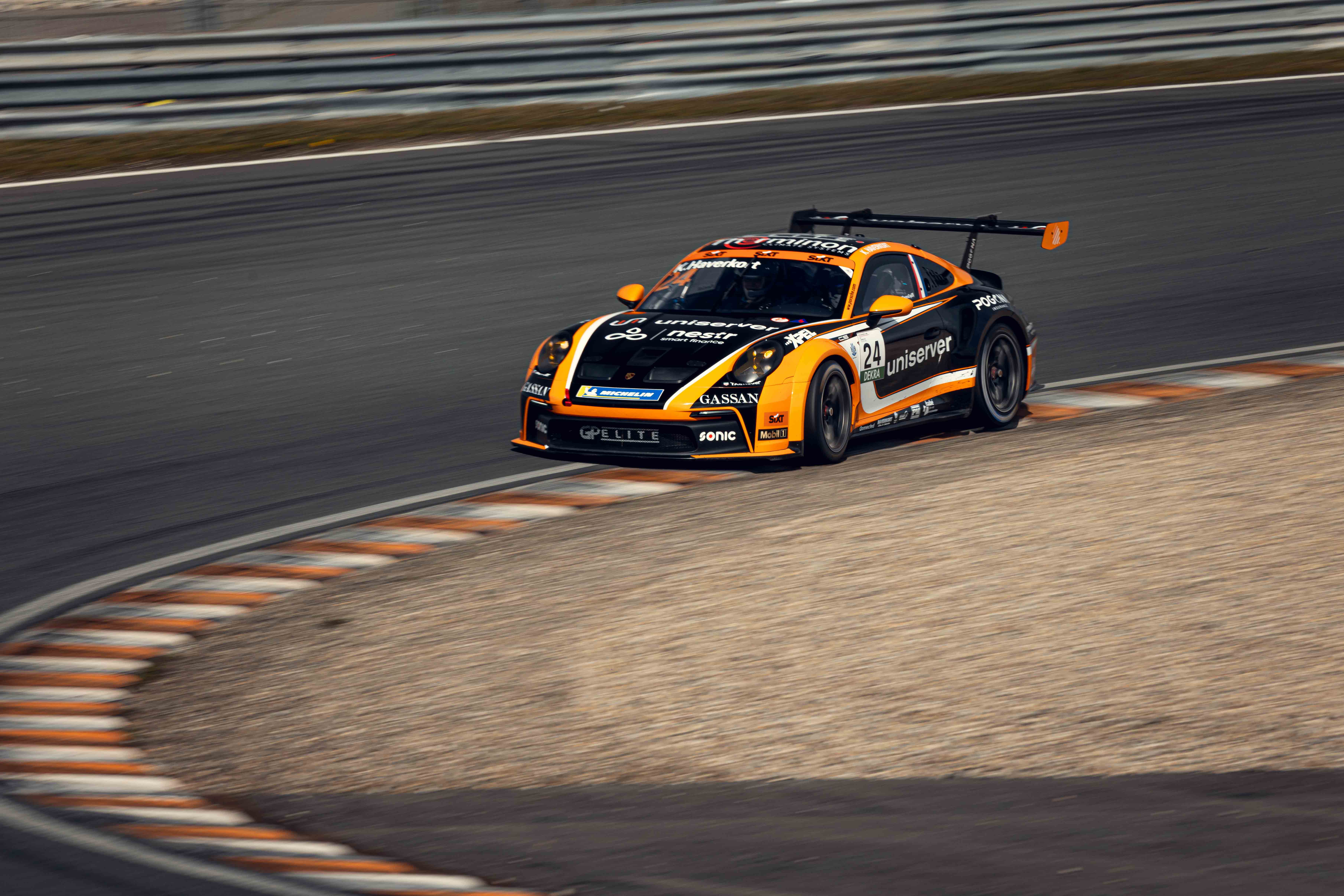 Team GP Elite - Porsche Mobil 1 Supercup